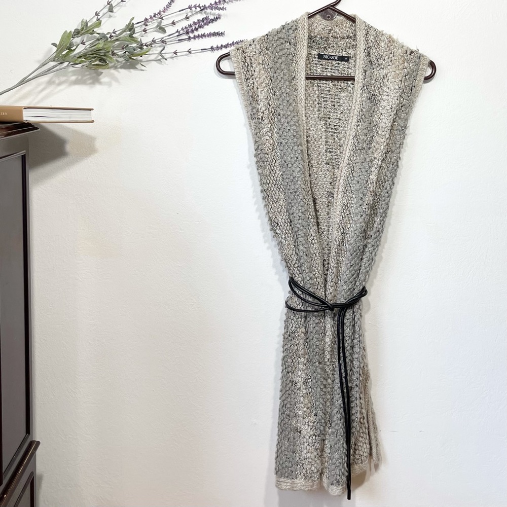 Nic + Zoe vest